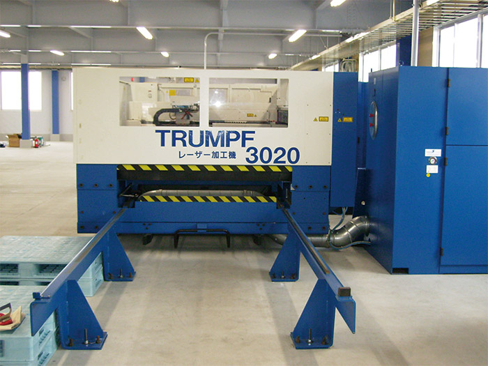 TRUMPFレーザー加工機(TS L3020)